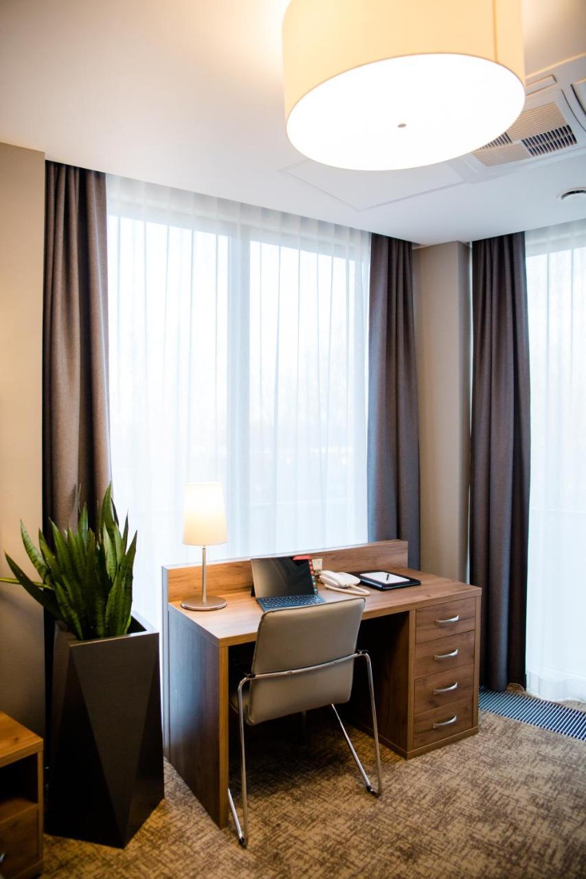 Apart Hotel 12 Rzeszów Eksteriør billede