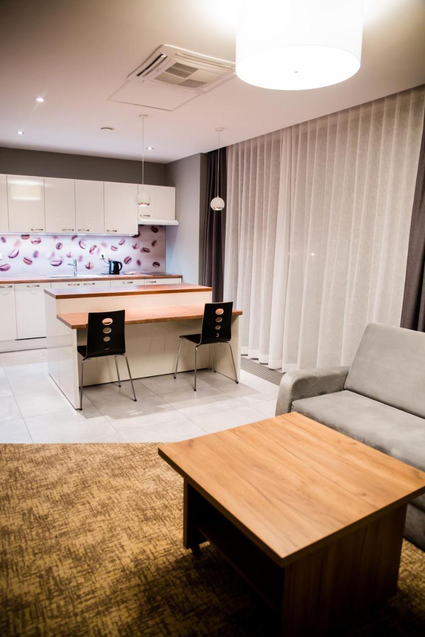 Apart Hotel 12 Rzeszów Eksteriør billede