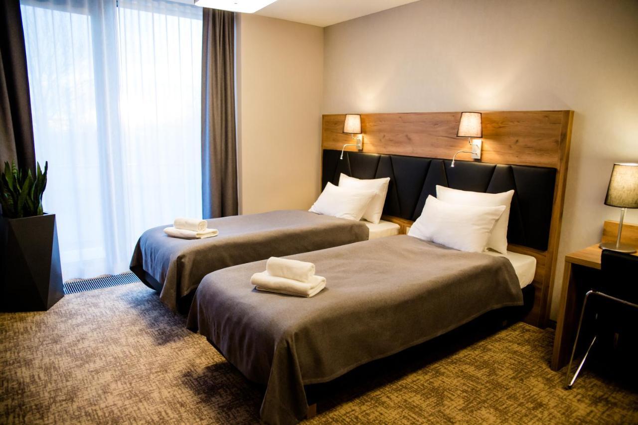 Apart Hotel 12 Rzeszów Eksteriør billede